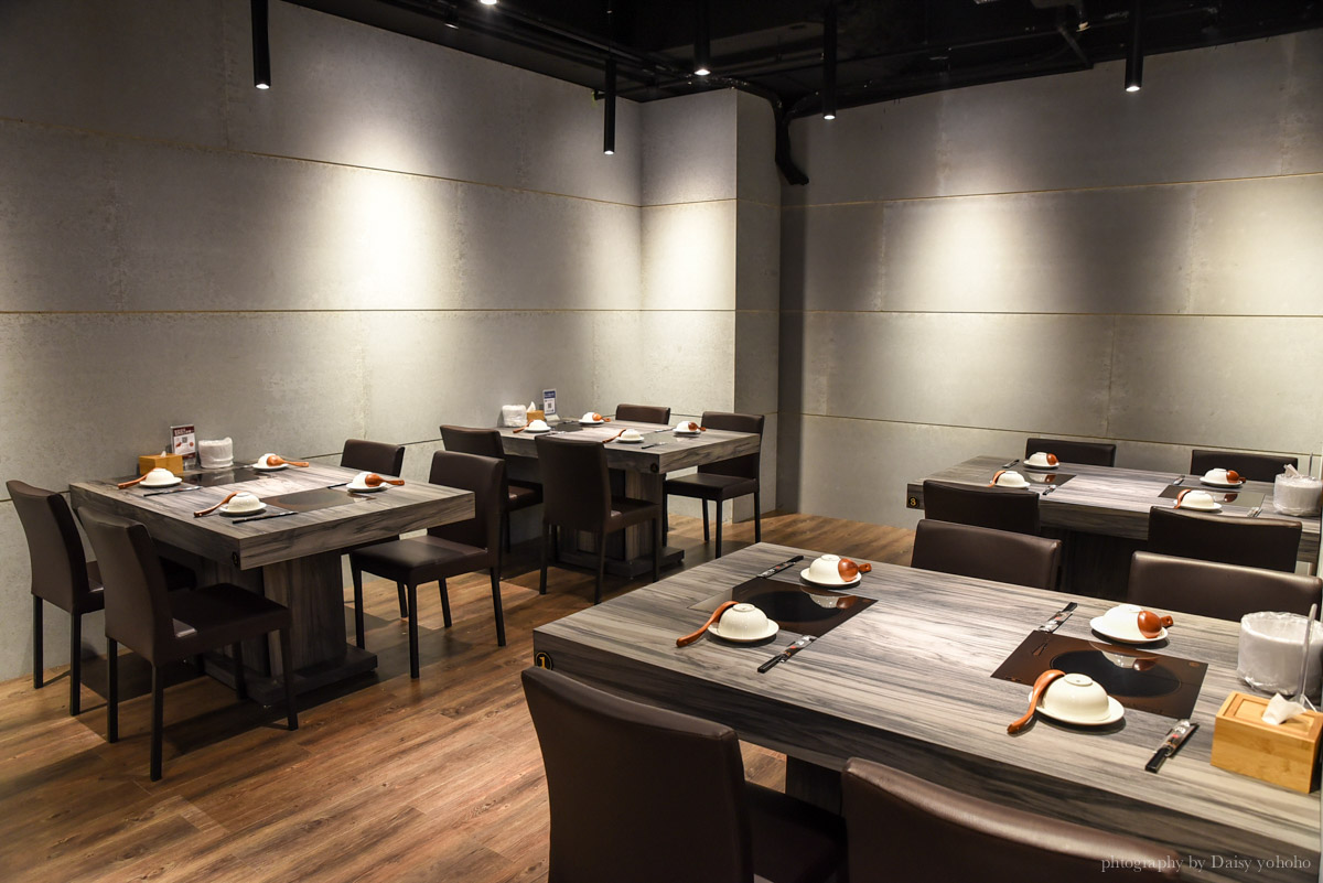 桃園海鮮火鍋 | 方圓涮涮屋．雙人無敵蝦爆鍋套餐 超誇張海鮮盤！！ | 黛西優齁齁 DaisyYohoho 世界自助旅行/旅行狂/背包客/美食生活