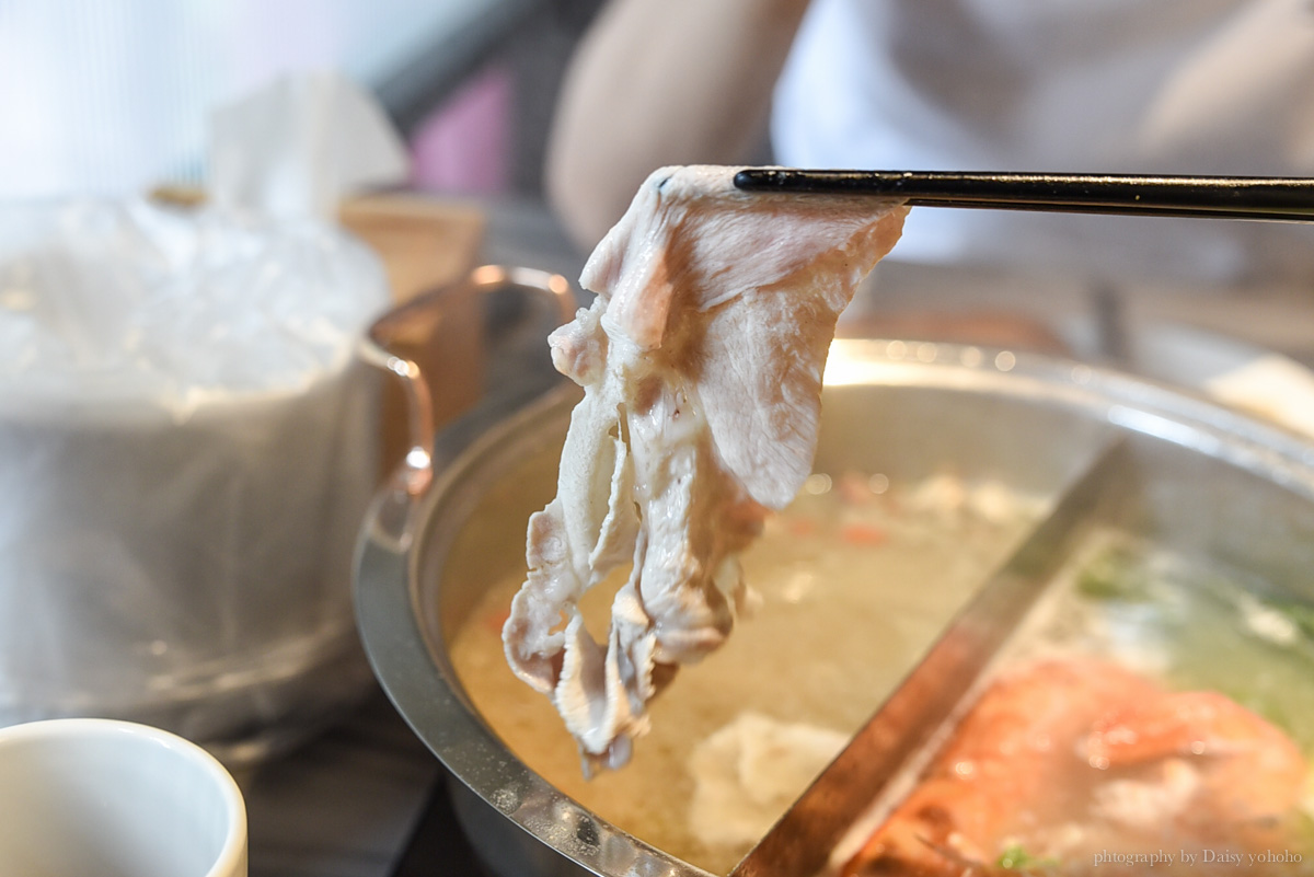 桃園海鮮火鍋 | 方圓涮涮屋．雙人無敵蝦爆鍋套餐 超誇張海鮮盤！！ | 黛西優齁齁 DaisyYohoho 世界自助旅行/旅行狂/背包客/美食生活