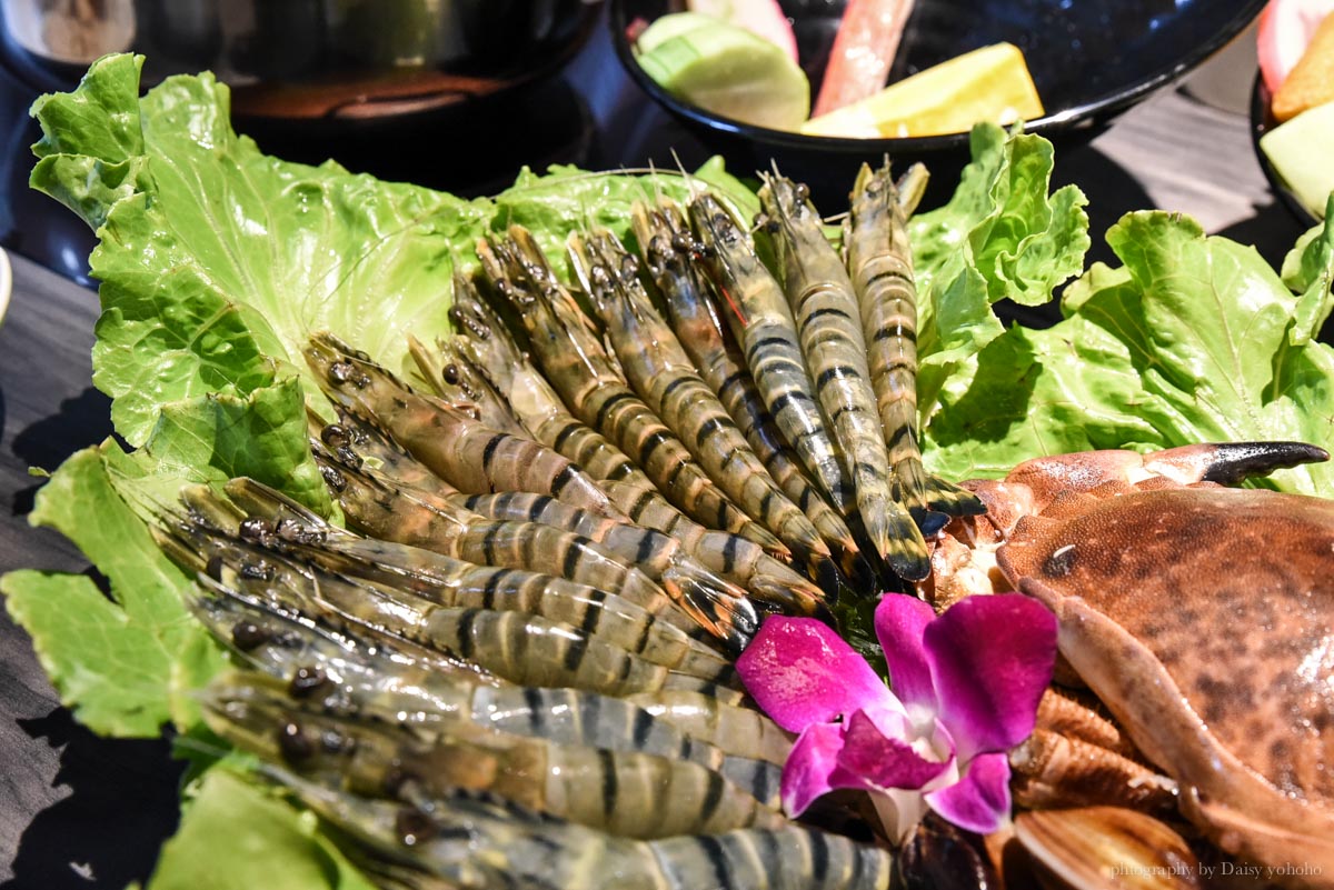 桃園海鮮火鍋 | 方圓涮涮屋．雙人無敵蝦爆鍋套餐 超誇張海鮮盤！！ | 黛西優齁齁 DaisyYohoho 世界自助旅行/旅行狂/背包客/美食生活