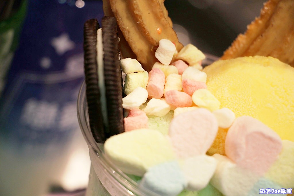 西屯|逢甲果汁戀愛吧!漸層果汁搭配韓國吉拿棒現吃超對味!!! - 微笑Joe幸運