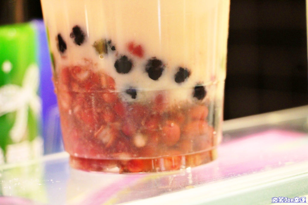 西屯|逢甲果汁戀愛吧!漸層果汁搭配韓國吉拿棒現吃超對味!!! - 微笑Joe幸運