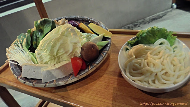 嘉義。廚神一絕雞煲蟹