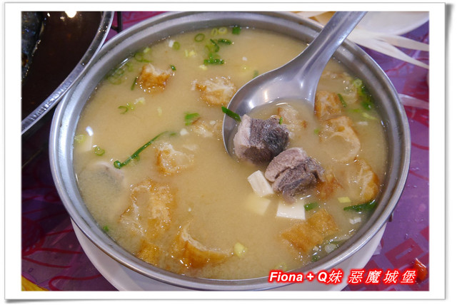 【家族新春四日遊。DAY3上】宜蘭。大同 - 早晨漫步風景優美的長埤湖，清水地熱竹簍煮食+露天溫泉泡腳按摩，金車噶瑪蘭酒廠品酒，上半天行程樂趣滿滿。