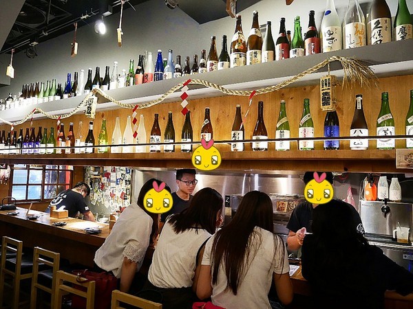 蔦燒日式居酒屋:蔦燒日式居酒屋-新北北投居酒屋 日本戰國風超復古 店內雖小五臟俱全 燒肉串燒或是酒品茶水通通有 下班後就來小酌一杯吧