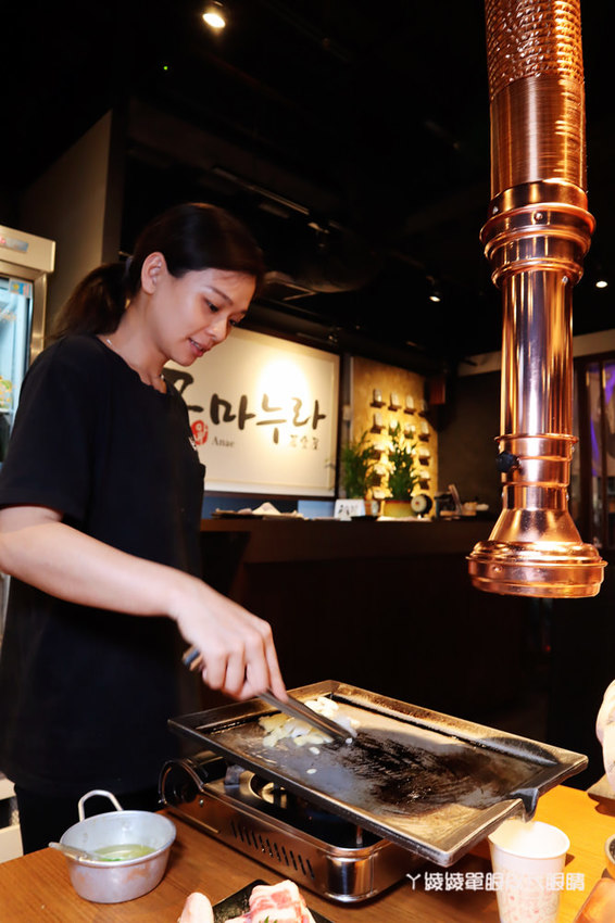 新竹韓式燒肉推薦娘子韓食!專人代烤又有氣氛,當日壽星免費贈送超浮誇燒肉蛋糕