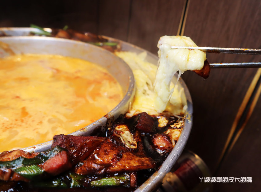 新竹韓式燒肉推薦娘子韓食!專人代烤又有氣氛,當日壽星免費贈送超浮誇燒肉蛋糕