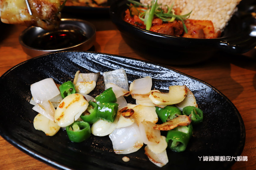 新竹韓式燒肉推薦娘子韓食！專人代烤又有氣氛，當日壽星免費贈送超浮誇燒肉蛋糕
