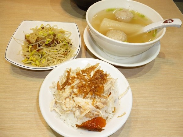 鬍鬚張(台北石牌店)：希望不要再漲價--鬍鬚張滷肉飯(台北石牌店)体驗心得