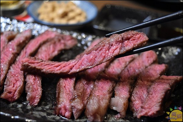 明炙道:台中低調頂級燒肉。明炙道炭火燒肉。專人代烤零失敗美味