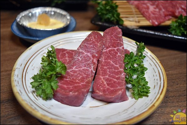 明炙道:台中低調頂級燒肉。明炙道炭火燒肉。專人代烤零失敗美味