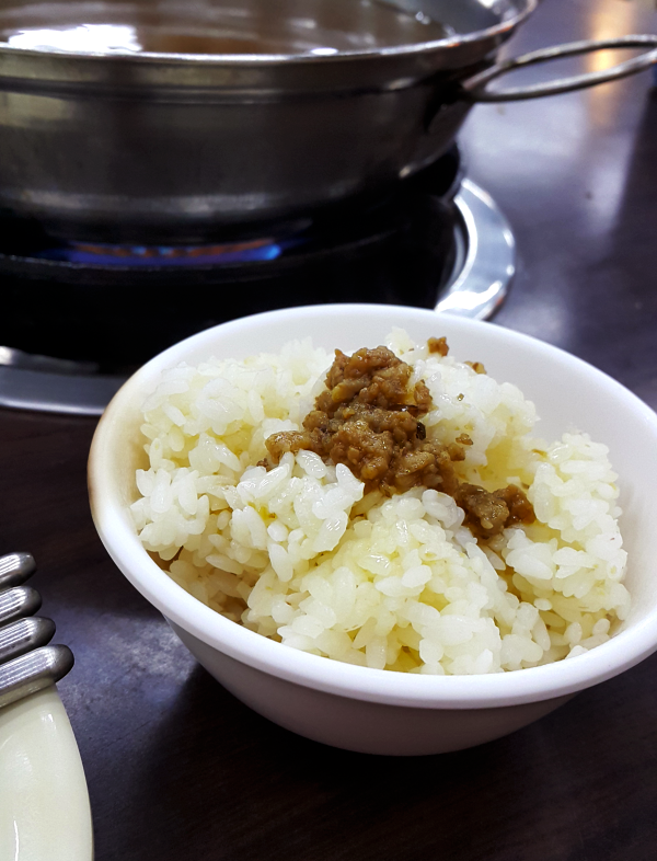 正咩羊肉爐：【吃到飽】充滿tattoo阿尼基風情的正咩羊肉爐 in龜山