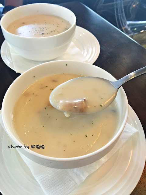 【台中 南屯】蘑菇Pasta-大墩店♧♧悄悄的~蘑菇第三家又默默地在市區也開了一家囉！餐點依舊划算，份量也挺足，男生吃的飽，空間更加寬敞、舒適^^