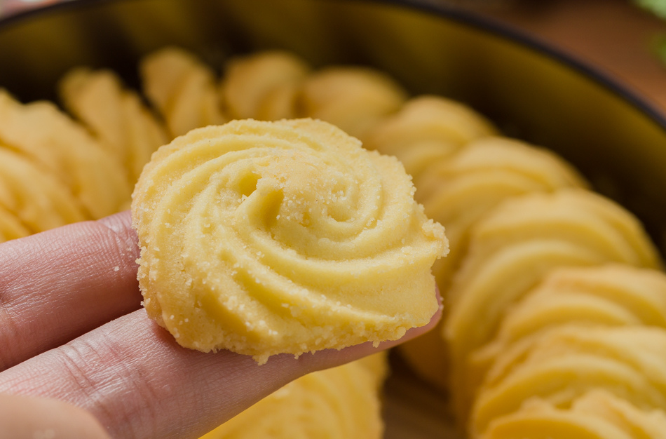 伊莎貝爾馬來貘聯名超可愛鐵盒