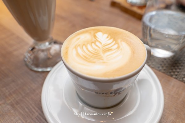 À Point Steak & Bar艾朋牛排餐酒館：信義區美食【艾朋牛排餐酒館】菜單價位情侶約會