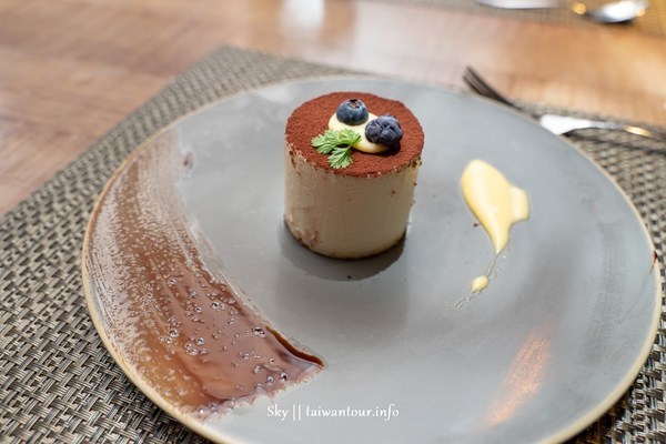 À Point Steak & Bar艾朋牛排餐酒館：信義區美食【艾朋牛排餐酒館】菜單價位情侶約會