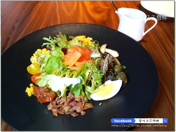 À Point Steak & Bar 艾朋牛排餐酒館:【台北市/美食】肉質好,價位便宜!墨賞旗下新品牌/市政府捷運4號出口。À Point Steak & Bar 艾朋牛排餐酒館