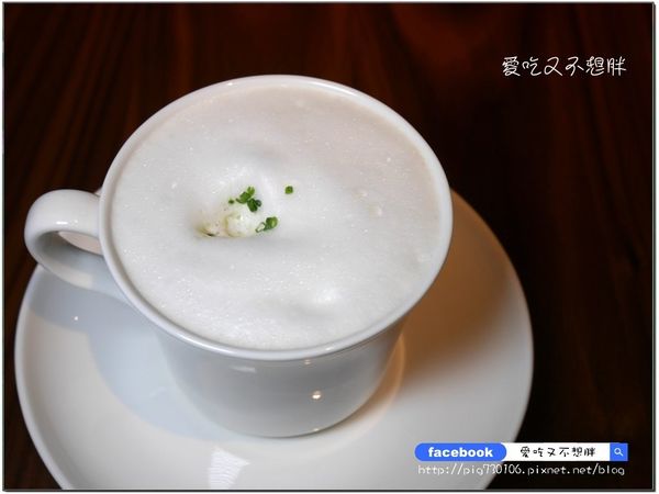 À Point Steak & Bar 艾朋牛排餐酒館:【台北市/美食】肉質好,價位便宜!墨賞旗下新品牌/市政府捷運4號出口。À Point Steak & Bar 艾朋牛排餐酒館