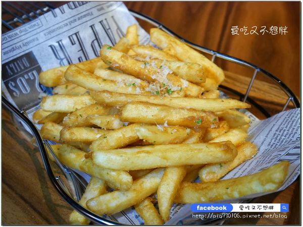 À Point Steak & Bar 艾朋牛排餐酒館:【台北市/美食】肉質好,價位便宜!墨賞旗下新品牌/市政府捷運4號出口。À Point Steak & Bar 艾朋牛排餐酒館