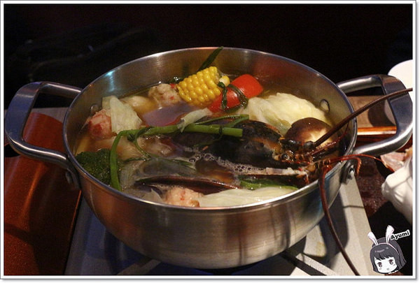 À Point Steak & Bar 艾朋牛排餐酒館:『愛評體驗券』►台北信義區◄À Point Steak & Bar艾朋牛排餐酒館/海鮮總匯涮涮鍋/波士頓龍蝦/昆布蔬菜高湯