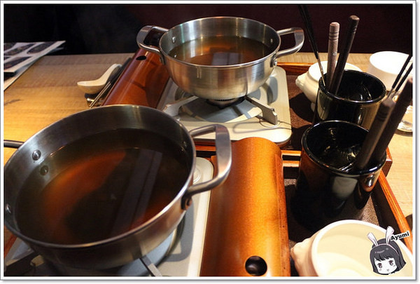 À Point Steak & Bar 艾朋牛排餐酒館:『愛評體驗券』►台北信義區◄À Point Steak & Bar艾朋牛排餐酒館/海鮮總匯涮涮鍋/波士頓龍蝦/昆布蔬菜高湯