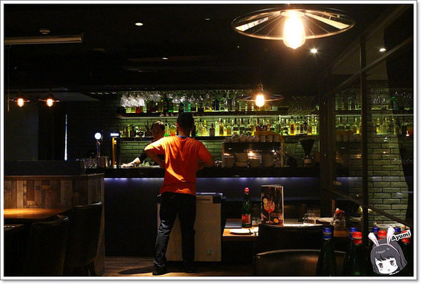 À Point Steak & Bar 艾朋牛排餐酒館:『愛評體驗券』►台北信義區◄À Point Steak & Bar艾朋牛排餐酒館/海鮮總匯涮涮鍋/波士頓龍蝦/昆布蔬菜高湯