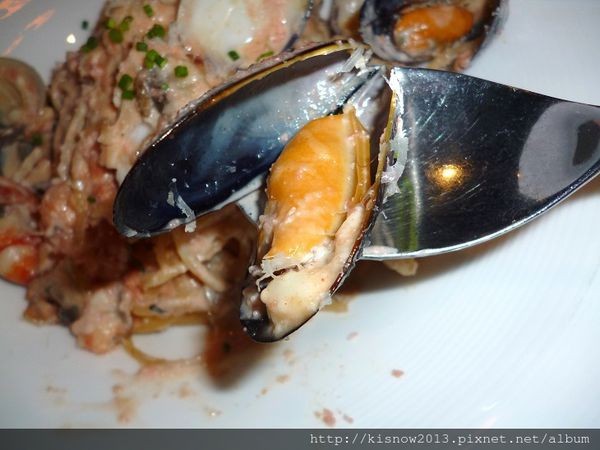 À Point Steak & Bar 艾朋牛排餐酒館：除了美味精緻的餐點,還可以欣賞101的夜景-『愛評體驗券』、『À Point Steak & Bar 艾朋牛排餐酒館』体驗心得