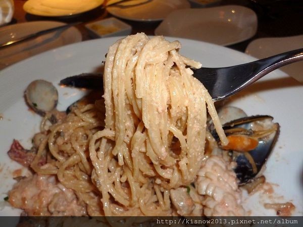 À Point Steak & Bar 艾朋牛排餐酒館：除了美味精緻的餐點,還可以欣賞101的夜景-『愛評體驗券』、『À Point Steak & Bar 艾朋牛排餐酒館』体驗心得