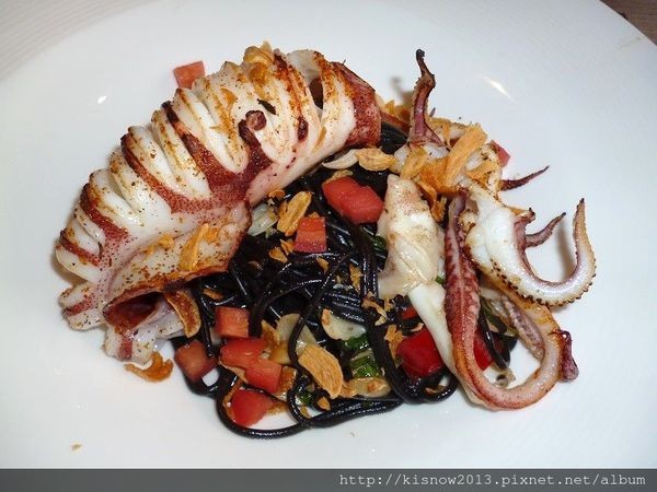 À Point Steak & Bar 艾朋牛排餐酒館：除了美味精緻的餐點,還可以欣賞101的夜景-『愛評體驗券』、『À Point Steak & Bar 艾朋牛排餐酒館』体驗心得