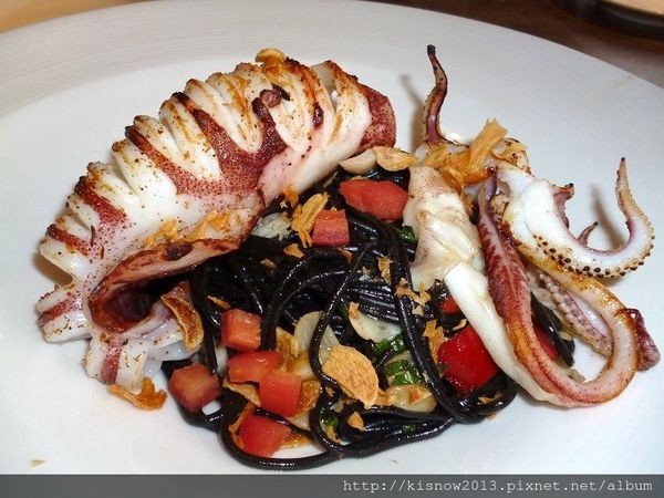 À Point Steak & Bar 艾朋牛排餐酒館：除了美味精緻的餐點,還可以欣賞101的夜景-『愛評體驗券』、『À Point Steak & Bar 艾朋牛排餐酒館』体驗心得