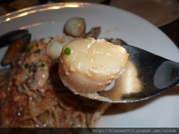 À Point Steak & Bar 艾朋牛排餐酒館：除了美味精緻的餐點,還可以欣賞101的夜景-『愛評體驗券』、『À Point Steak & Bar 艾朋牛排餐酒館』体驗心得