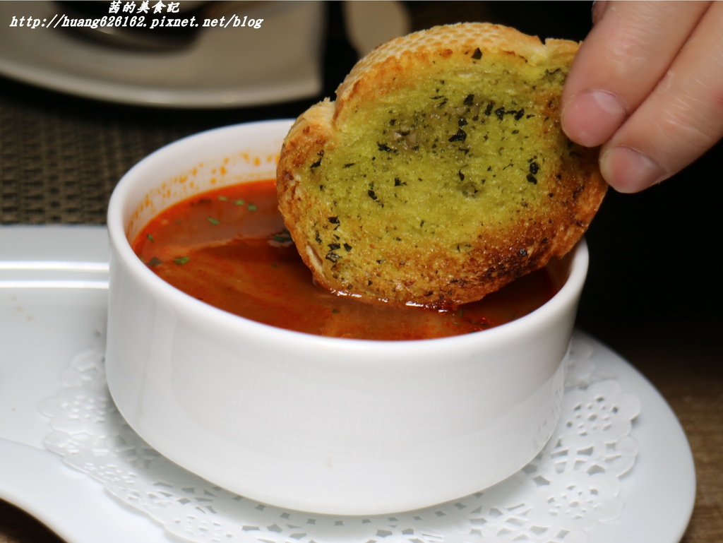 IMG_3374.JPG IMG_3374.JPG