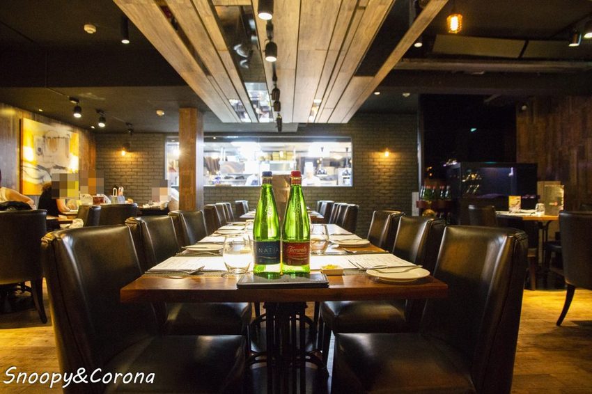 【吃喝．台北】信義區約會餐廳／À Point Steak & Bar 艾朋牛排餐酒館～信義區絕佳景觀，大推鮮嫩多汁果木燻烤牛排