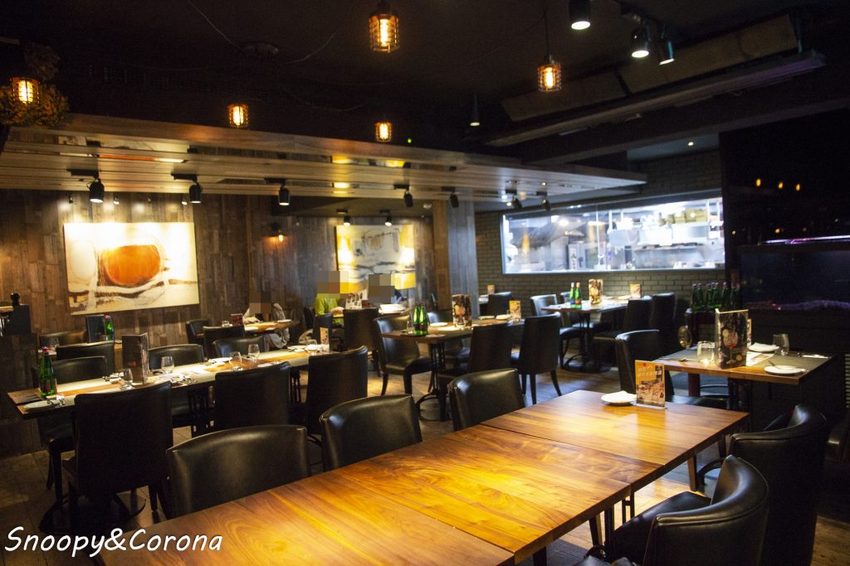 【吃喝．台北】信義區約會餐廳／À Point Steak & Bar 艾朋牛排餐酒館～信義區絕佳景觀，大推鮮嫩多汁果木燻烤牛排