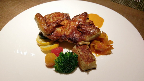 À Point Steak & Bar 艾朋牛排餐酒館：À Point Steak & Bar 艾朋牛排餐酒館-墨賞旗下新品牌 信義區高級餐酒館  服務、環境、餐點都超有水準