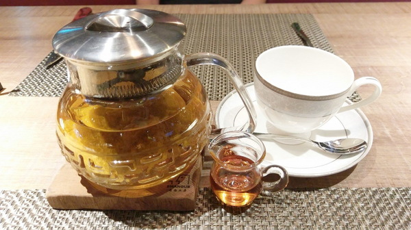 À Point Steak & Bar 艾朋牛排餐酒館：À Point Steak & Bar 艾朋牛排餐酒館-墨賞旗下新品牌 信義區高級餐酒館  服務、環境、餐點都超有水準