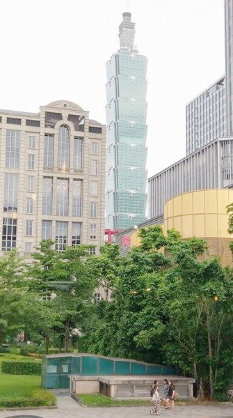 À Point Steak & Bar 艾朋牛排餐酒館：À Point Steak & Bar 艾朋牛排餐酒館-墨賞旗下新品牌 信義區高級餐酒館  服務、環境、餐點都超有水準