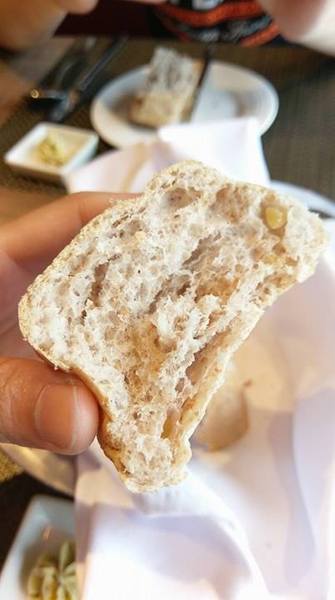 À Point Steak & Bar 艾朋牛排餐酒館：À Point Steak & Bar 艾朋牛排餐酒館-墨賞旗下新品牌 信義區高級餐酒館  服務、環境、餐點都超有水準