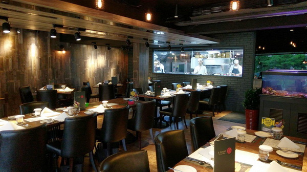 À Point Steak & Bar 艾朋牛排餐酒館：À Point Steak & Bar 艾朋牛排餐酒館-墨賞旗下新品牌 信義區高級餐酒館  服務、環境、餐點都超有水準