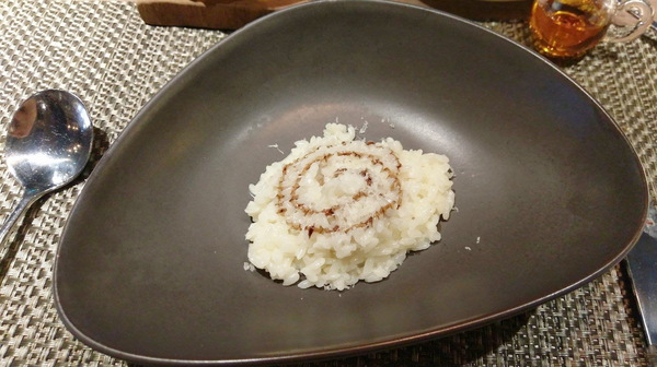 À Point Steak & Bar 艾朋牛排餐酒館：À Point Steak & Bar 艾朋牛排餐酒館-墨賞旗下新品牌 信義區高級餐酒館  服務、環境、餐點都超有水準