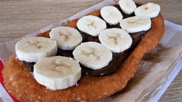 【台南市-安平區】新安平美食散步小吃『畢夫餅』~全台首創,源自加拿大的國民小吃!邊走邊吃享樂趣٩(๑^ 3 ^๑)۶