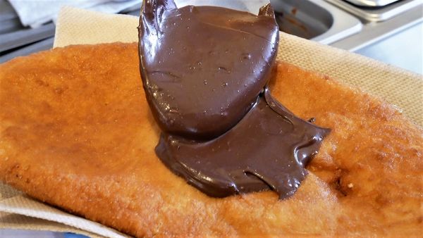 【台南市-安平區】新安平美食散步小吃『畢夫餅』~全台首創,源自加拿大的國民小吃!邊走邊吃享樂趣٩(๑^ 3 ^๑)۶