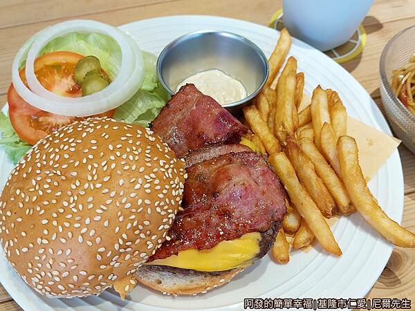 尼爾先生05-黑糖培根起司牛肉堡.jpg