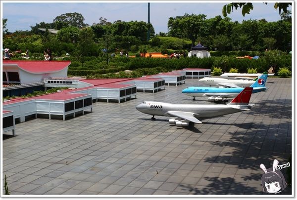 小人國主題樂園(Window on China Theme Park)：[遊記]►桃園龍潭區◄35週年小人國主題樂園/恐龍親水廣場/美洲探險樂園/歐洲室內樂園/迷你世界/轟浪水樂園