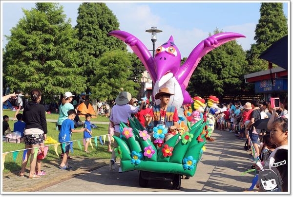 小人國主題樂園(Window on China Theme Park)：[遊記]►桃園龍潭區◄35週年小人國主題樂園/恐龍親水廣場/美洲探險樂園/歐洲室內樂園/迷你世界/轟浪水樂園