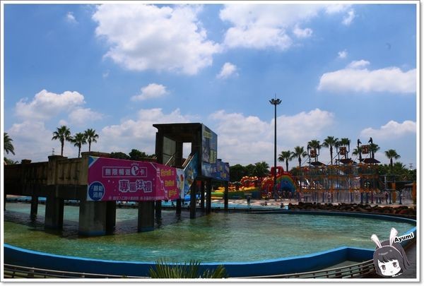 小人國主題樂園(Window on China Theme Park)：[遊記]►桃園龍潭區◄35週年小人國主題樂園/恐龍親水廣場/美洲探險樂園/歐洲室內樂園/迷你世界/轟浪水樂園