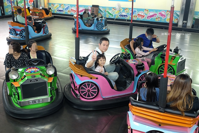 台灣觀光巴士。龍潭大池景觀咖啡廳、小人國一日遊,2人同行1人免費,每人只要595元,門票、車資全部包! @蹦啾♥謝蘿莉 La vie heureuse