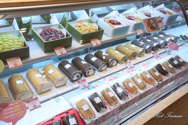 亞尼克(台南安平店)：【台南美食】亞尼克菓子工房：中了化骨綿掌的生乳捲！讓萬千人融化的好滋味~