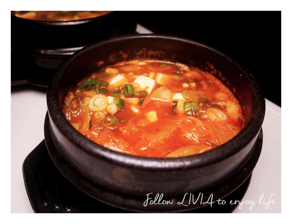 Maple Tree House (24)