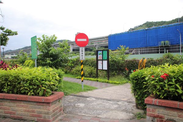 泰山繡球花步道：【新北市景點】泰山黎明步道花園繡球花~季節限定小小的景點，免費的小確幸