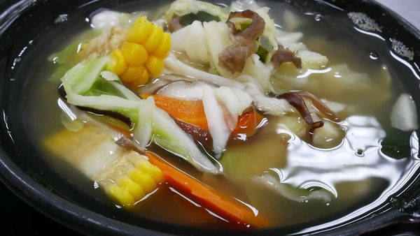 【台南市-安平區】用最天然A蔬菜自然發酵浸泡的『京典酵素臭豆腐-安平旗艦店』~熊天然、熊實在、熊安心啦！現在更推出臭豆腐湯鍋喔>▽<